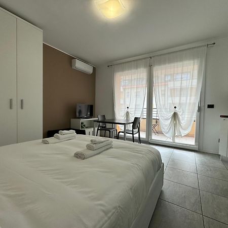 Sempione Rho Expo Stay - Affitti Brevi Italia Pero Luaran gambar